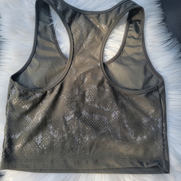 2/$20 Evolution and Creation Metallic Snakeskin Print Crop Top M - Picture 3 of 8